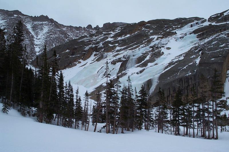 More frozen falls.  These pics look almost black and white because of the lighting.