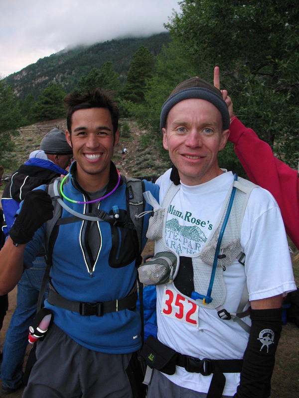 Here are the happy runners headed out of Twin Lakes.